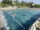Basen z krystaliczną wodą w Club Grand Side