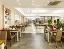 Restauracja w hotelu Club Phaselis Rose z nakrytymi stołami