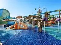 Aquapark w Club Phaselis Rose z wodnymi zjeżdżalniami