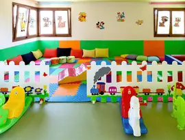 Kolorowa sala zabaw dla dzieci w Club Phaselis Rose