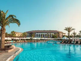 Basen zewnętrzny w hotelu Club Turan Prince World