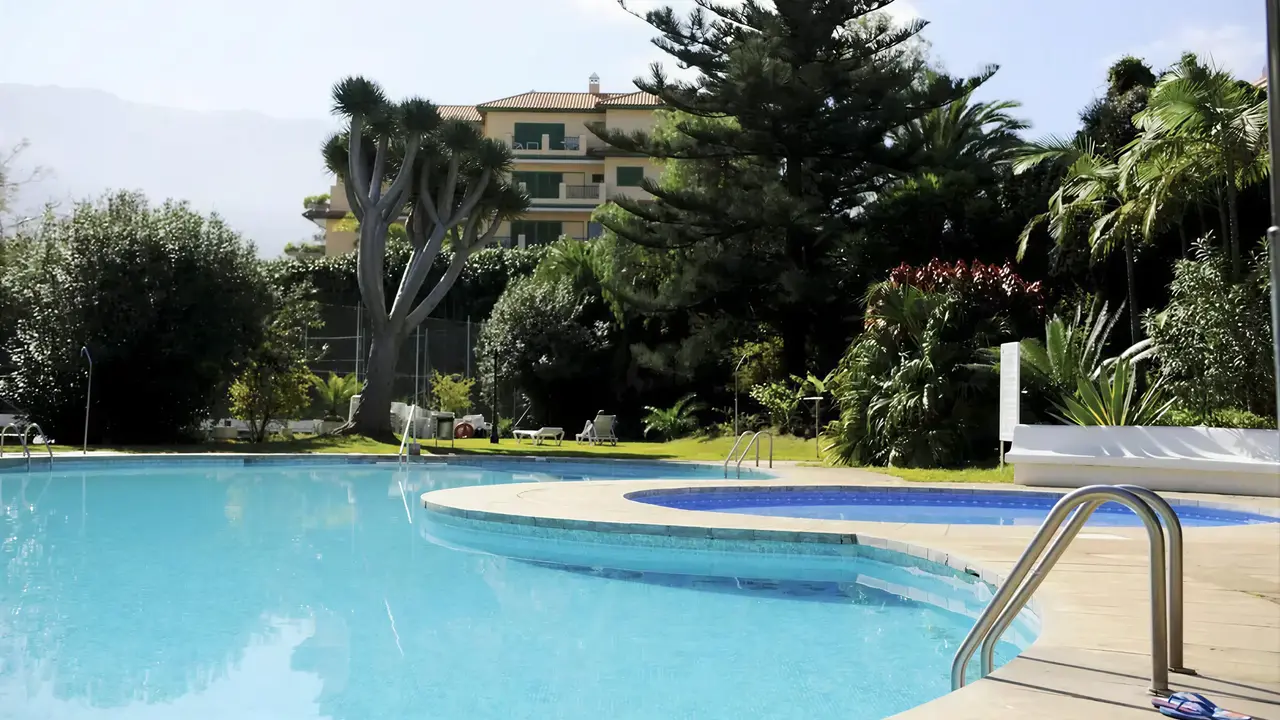 Basen zewnętrzny w hotelu Coral Teide Mar