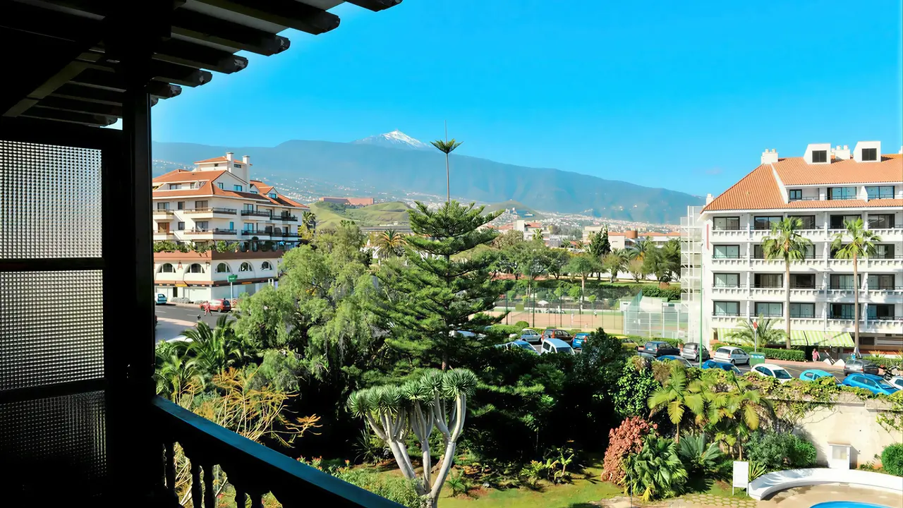 Widok z balkonu Coral Teide Mar na okolicę