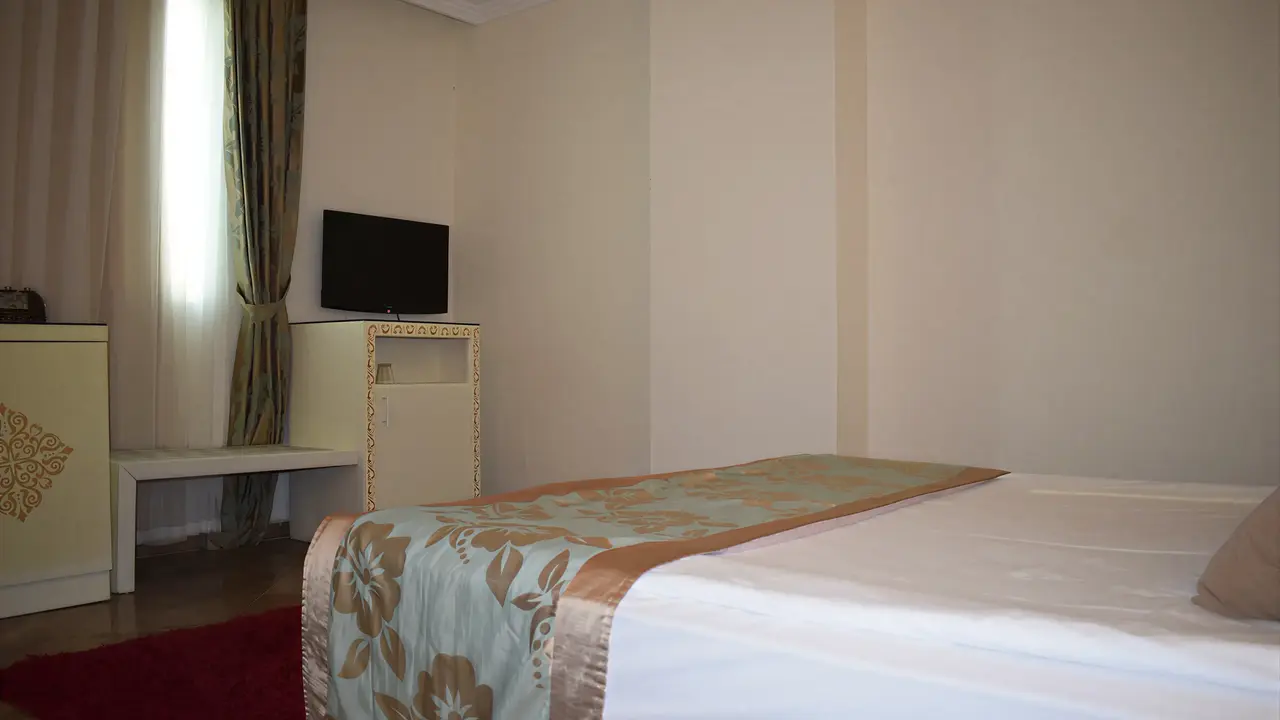Pokój z łóżkiem w hotelu Crystal Admiral Aqua Collection