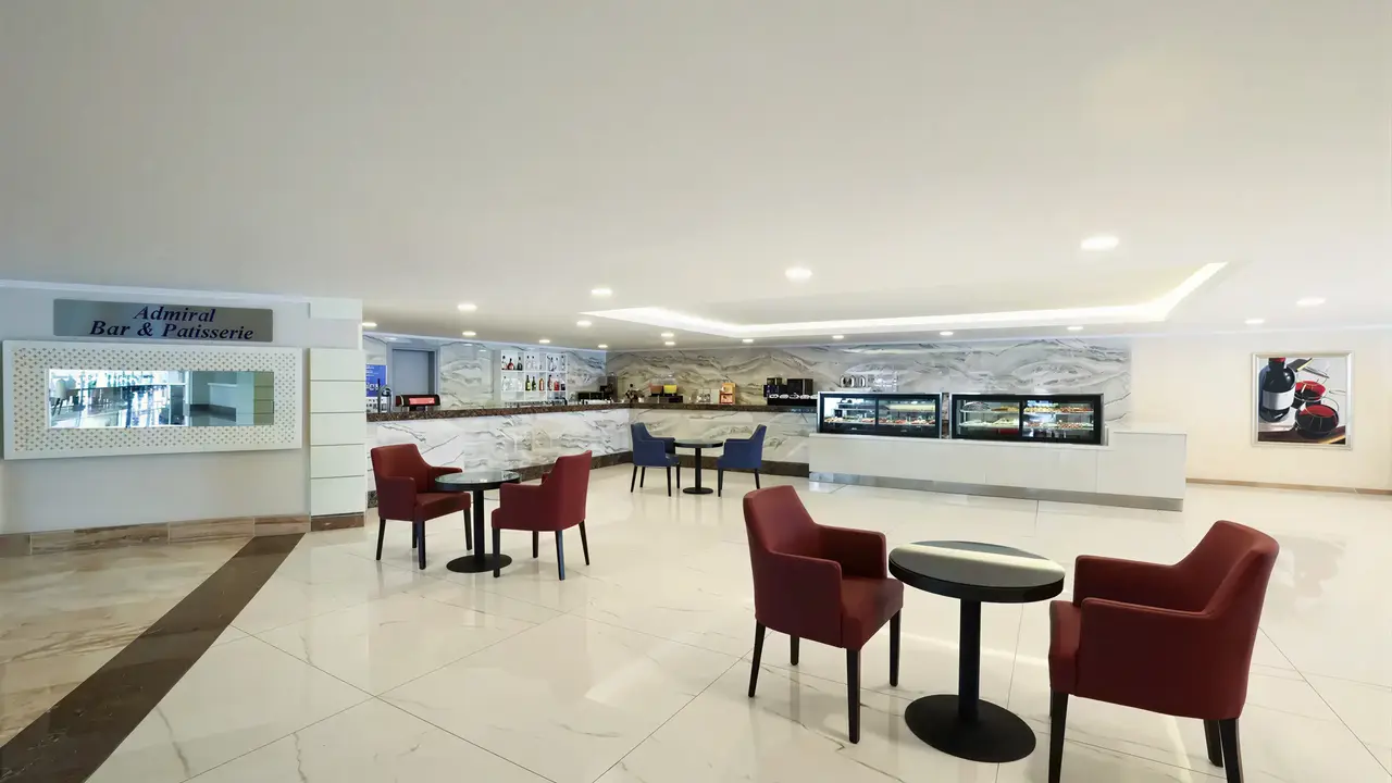Bar i cukiernia w hotelu Crystal Admiral Aqua Collection