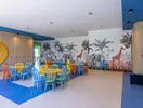Kolorowy pokój dla dzieci w Crystal Admiral Aqua Collection