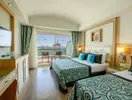 Pokój z dwoma łóżkami w Crystal Waterworld Resort & Spa