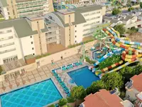 Widok na kompleks budynków i baseny Crystal Waterworld Resort & Spa
