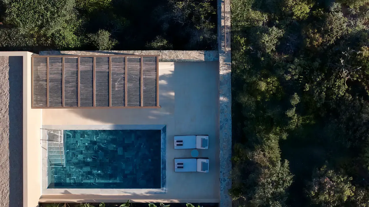 Prywatny basen na tarasie w Daios Cove Luxury Resort & Villas