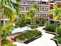 Widok na budynki i teren Deevana Plaza Krabi Aonang