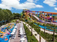 Park wodny ze zjeżdżalniami w Delphin Be Grand Resort (ex Botanik Lara)