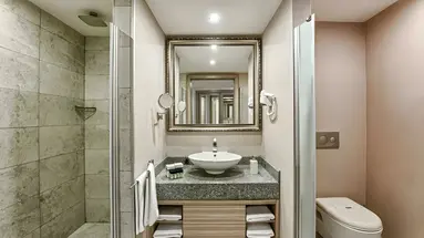 Łazienka w hotelu Delphin Deluxe Resort