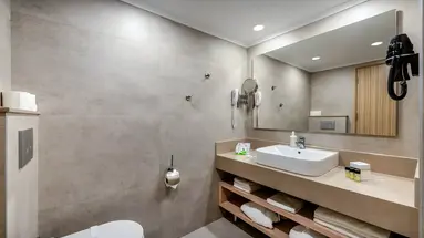 Łazienka w hotelu Delphin Deluxe Resort
