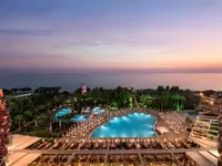 Widok na kompleks hotelowy Delphin Deluxe Resort