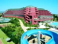 Zjeżdżalnie wodne w hotelu Delphin Deluxe Resort