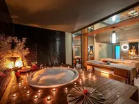 Strefa wellness z jacuzzi w Diamond De Luxe