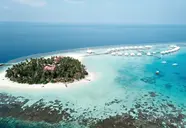 Widok z lotu ptaka na Diamonds Athuruga Beach & Water Villas