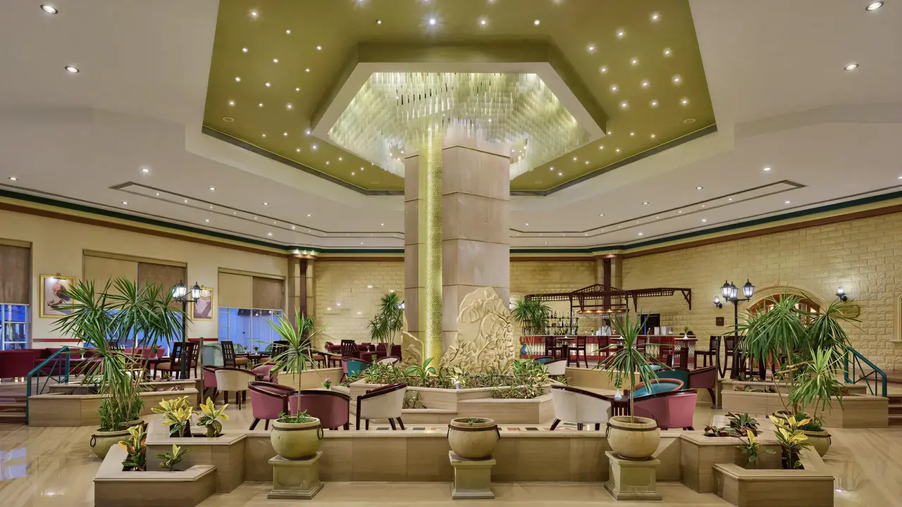 Strefa wypoczynkowa w Dreams Beach Resort Sharm El Sheikh