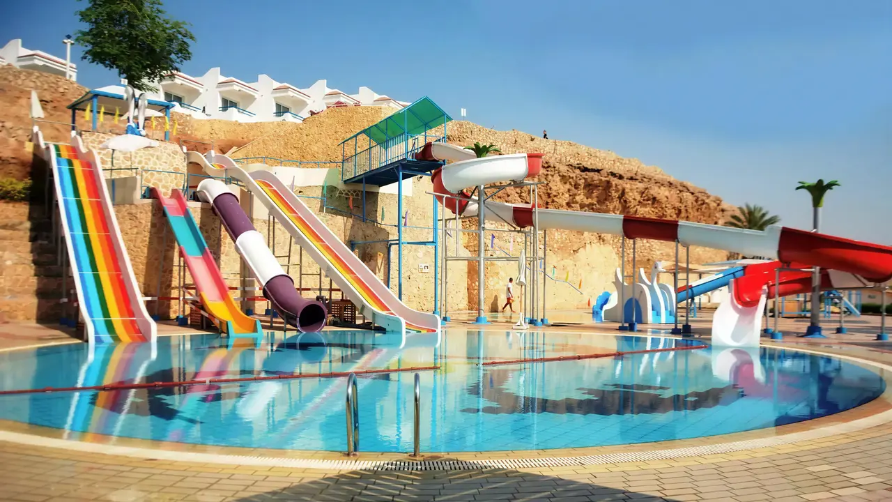 Zjeżdżalnie wodne w Dreams Beach Resort Sharm El Sheikh