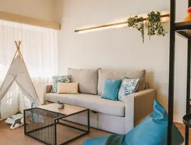 Kącik dla dzieci w Dunas Suites & Villas Resort z namiotem