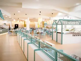 Restauracja z bufetem deserowym w Dunas Suites & Villas Resort
