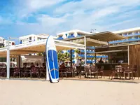 Pawilon plażowy z meblami w Dwo Sirius (Santa Susanna)