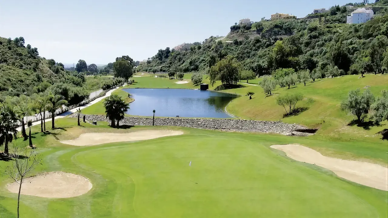 Pole golfowe w Elba Estepona Gran Hotel Thalasso & Spa