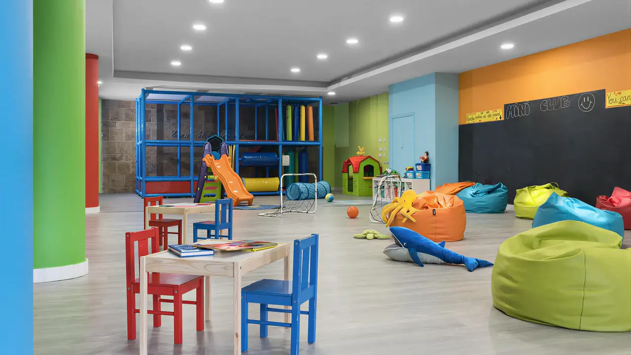 Klub dla dzieci w Elba Estepona Gran Hotel Thalasso & Spa