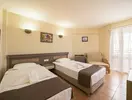 Pokój z dwoma łóżkami w Esra & Family Suite