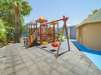 Plac zabaw dla dzieci w Esra & Family Suite