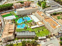 Widok z lotu ptaka na kompleks Evenia Olympic Park Resort