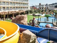Zjeżdżalnie wodne w kompleksie Evenia Olympic Park Resort