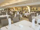 Elegancka restauracja w hotelu Falcon