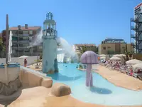 Wodny plac zabaw w FERGUS Club Pineda Splash