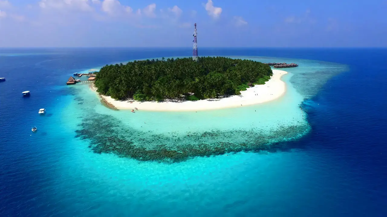 Widok z lotu ptaka na Fihalhohi Island Resort