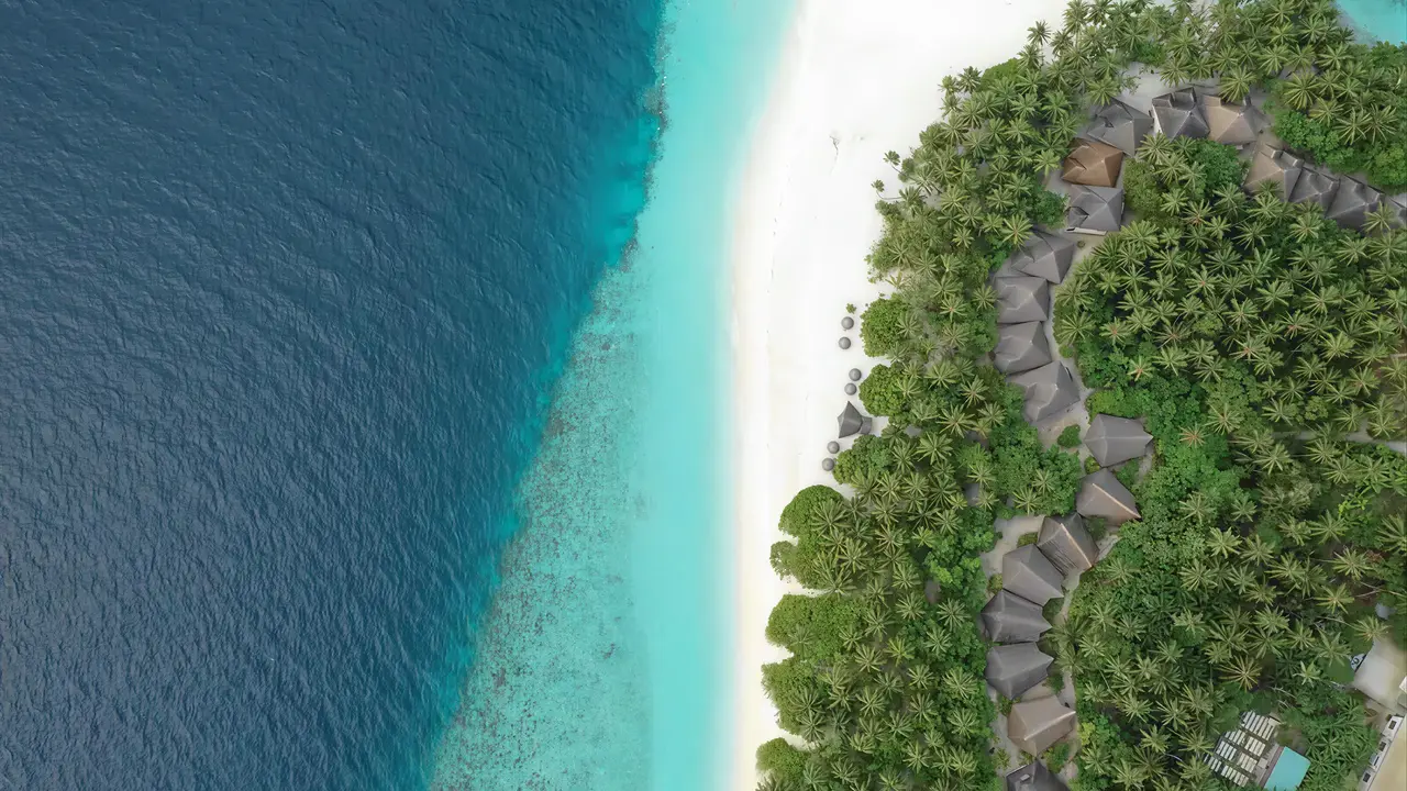 Widok z lotu ptaka na Fihalhohi Island Resort