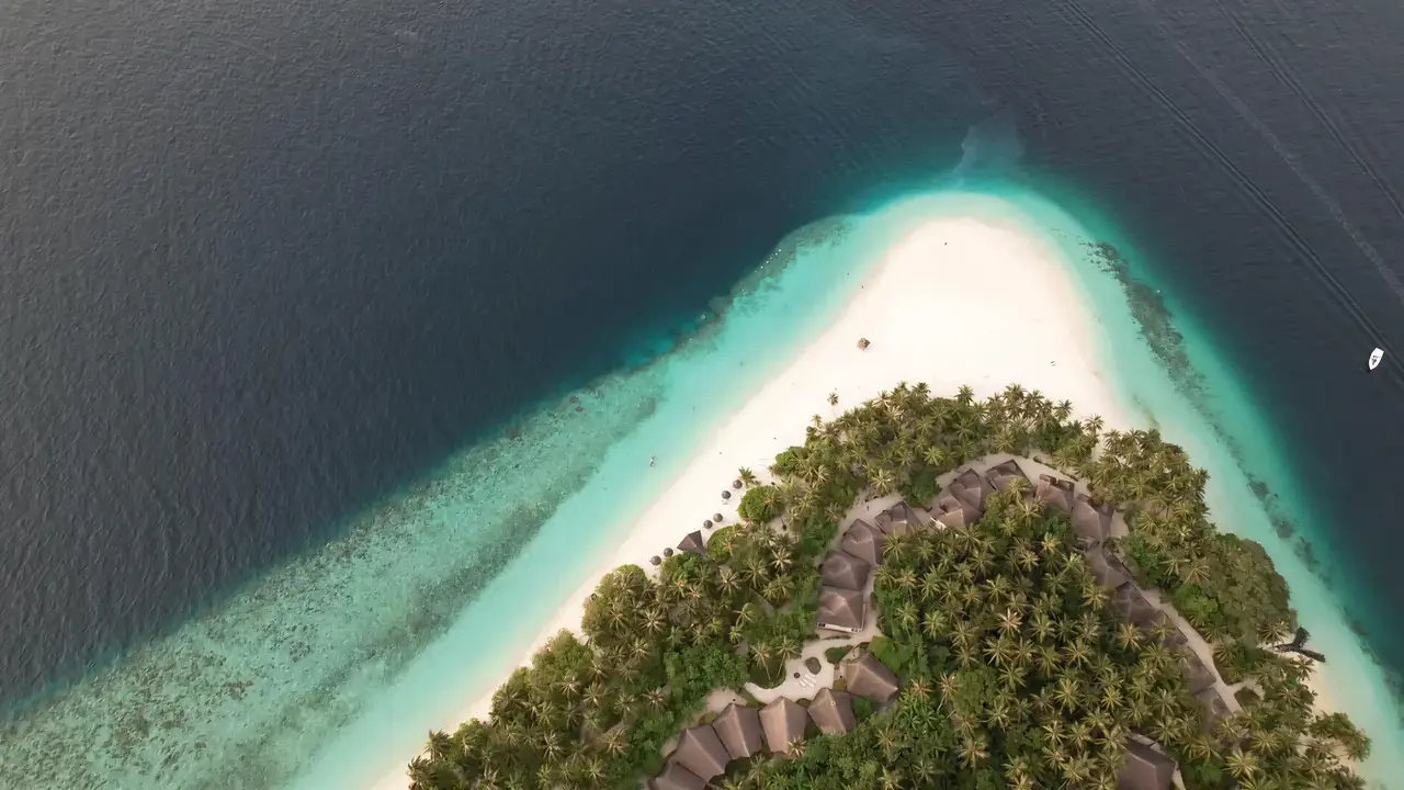 Widok z lotu ptaka na Fihalhohi Island Resort
