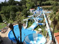 Zjeżdżalnie wodne w Garbi Park