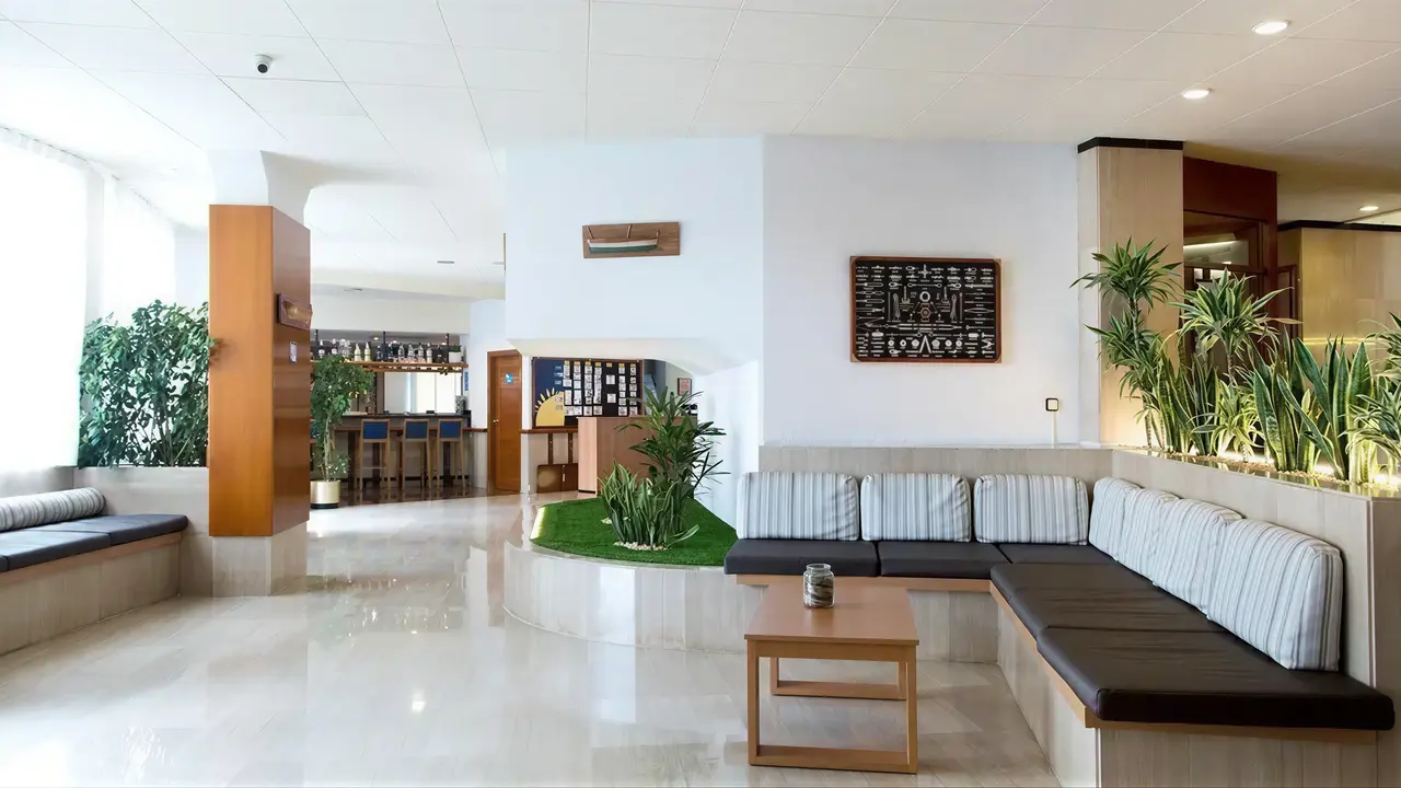 Wnętrze wspólnego salonu w GHT Aquarium