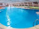 Kryty basen w GHT Oasis Park