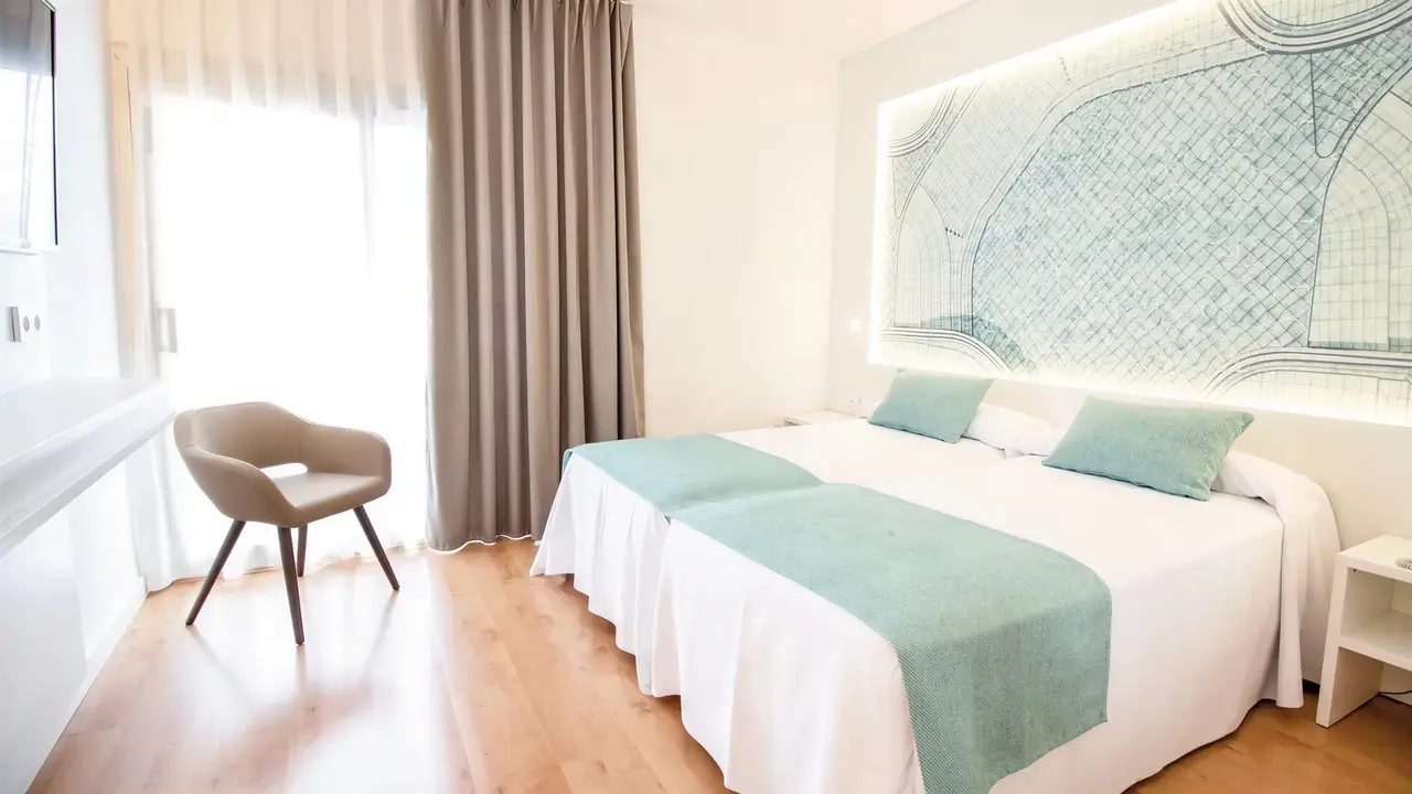 Jasny pokój z łóżkami w Golden Taurus Aquapark Resort