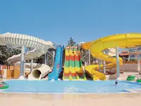 Zjeżdżalnie wodne w Gouves Water Park Holiday Resort