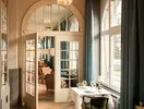 Elegancki stolik w restauracji Grand Hotel Belvedere