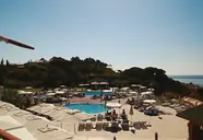 Widok na kompleks basenowy w Grande Real Santa Eulalia