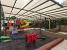Kolorowy plac zabaw dla dzieci w Greenwood Kemer Resort