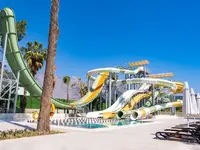 Zjeżdżalnie wodne w hotelu Greenwood Kemer Resort