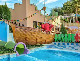 Klub dla dzieci w Grifid Aqua Club Bolero z wodną zjeżdżalnią