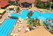 Widok z lotu ptaka na kompleks Gypsophila Holiday Village