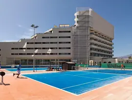 Korty tenisowe w hotelu H10 Conquistador