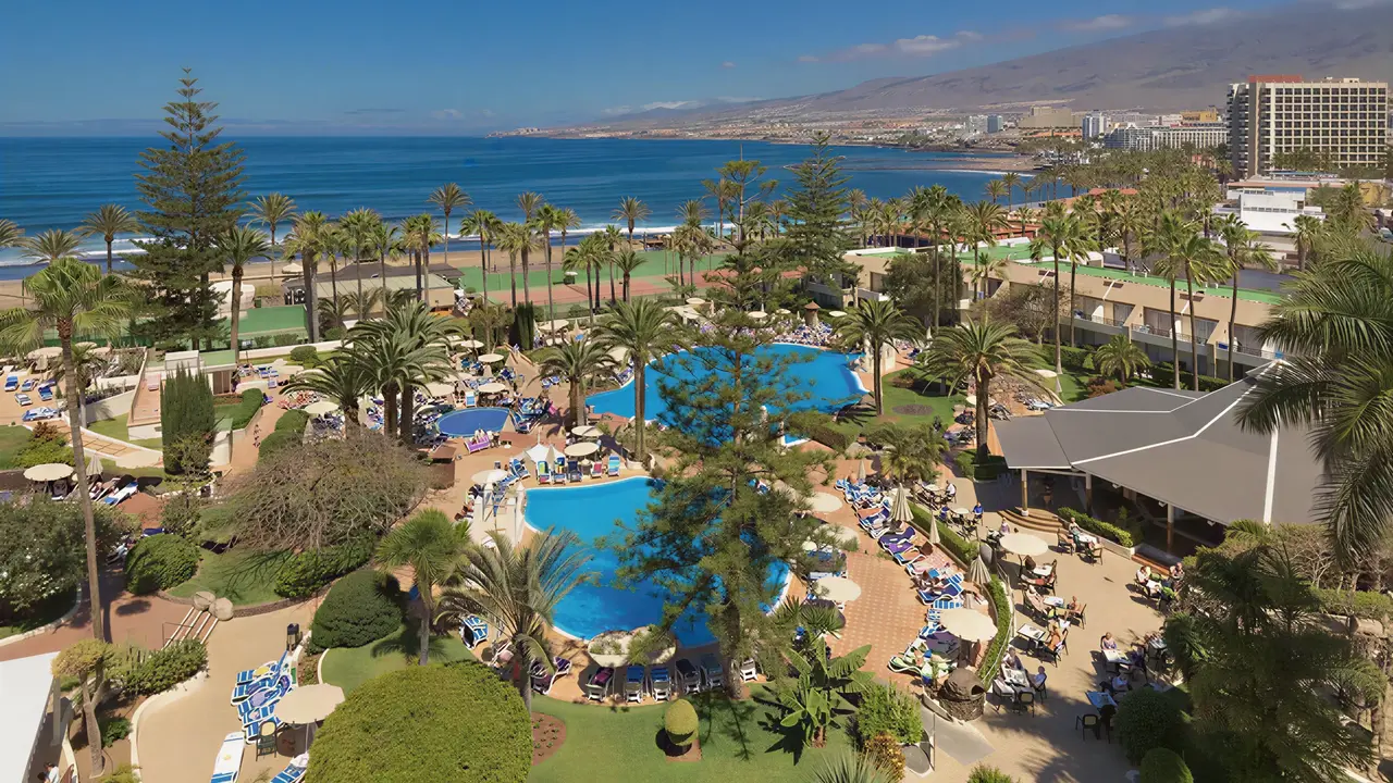 Widok na kompleks hotelu H10 Las Palmeras